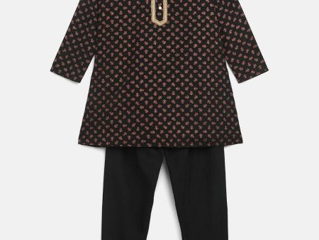 Ahalyaa Black Crepe Gold Pigment Print Kids Kurta Churidar Set For Boys Online Hot Sale