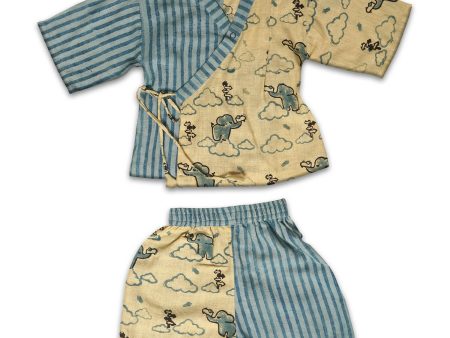 Mhyssa Blue And Beige V Neck Kimono Style Short Sleeve Printed T-shirt With Matching Shorts Set Sale